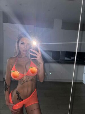 Milanasw Nude Photos photo 30