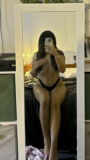 Soley.Urs Nude Photos photo 28
