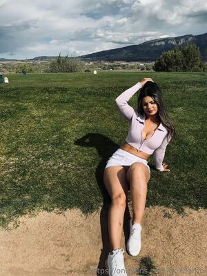 Bootyfulgolf Nude Photos photo 1