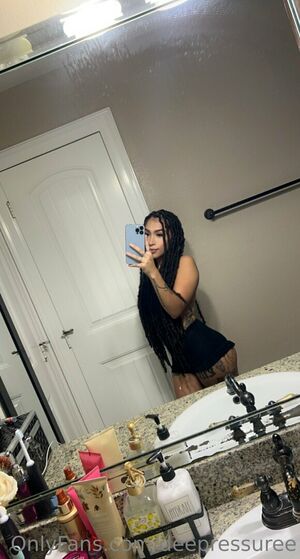 BabyMedee Nude Photos photo 10