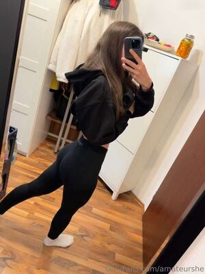 Amateurshe Nude Photos photo 148