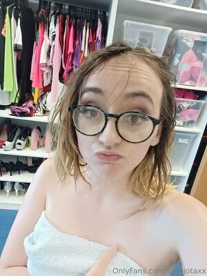 Emejotaxx Nude Photos photo 36