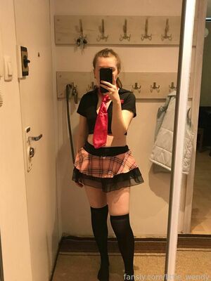 Little_Wendy Nude Photos photo 18