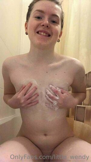 Little_Wendy Nude Photos photo 22