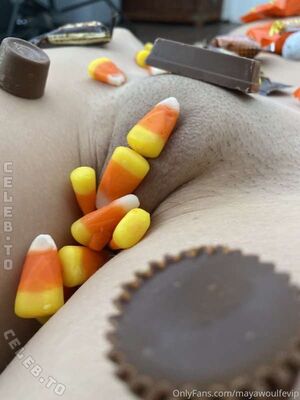 Maya Woulfe Nude Photos photo 68