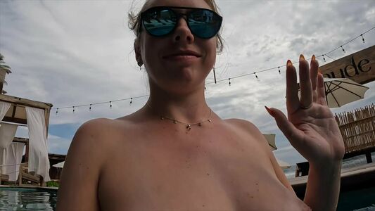 CosmicKitti Nude Photos photo 51