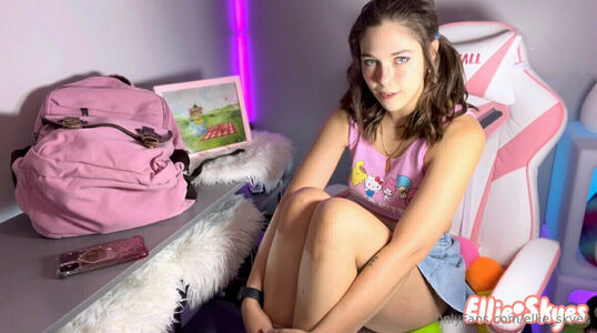 Ellie Skyes Nude Photos photo 56
