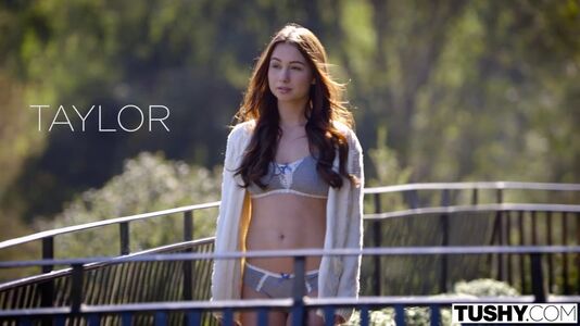 Taylor Sands Nude Photos photo 42