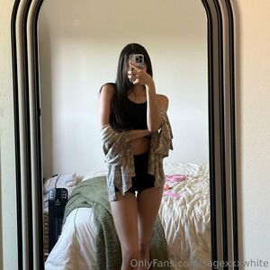 Sage White Nude Photos photo 11