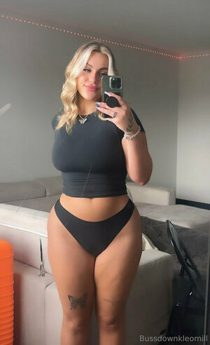 Bussdownkleomill Nude Photos photo 1