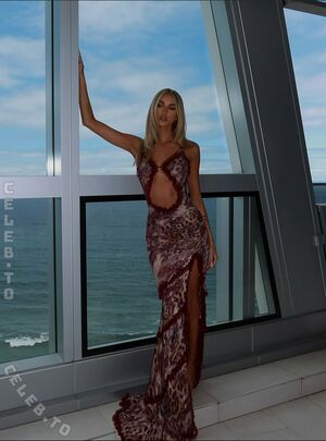 Summer Hart Nude Photos photo 121