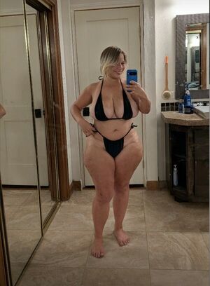 Mal Malloy Nude Photos photo 29