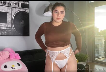 Holy Yoly Nude Photos photo 2