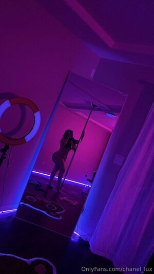 Chanel Lux Nude Photos photo 38
