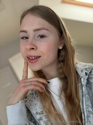 Gemmy Grace Nude Photos photo 11