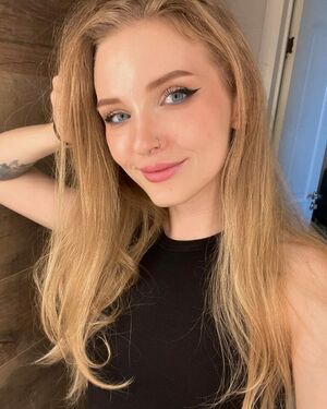 Dolly Rud Nude Photos photo 16