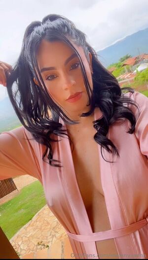 Melany Latina Nude Photos photo 22