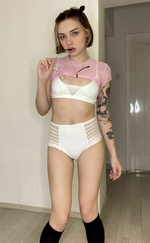 Roxy Loove Nude Photos photo 35