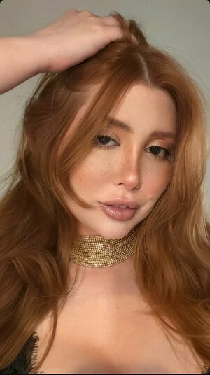 Sophia Taylor Nude Photos photo 1