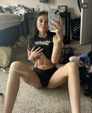 Serenasalgot Nude Photos photo 1