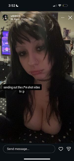 V0L4Til3 Nude Photos photo 135