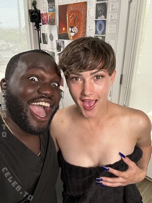 Ahanu Reed Nude Photos photo 6