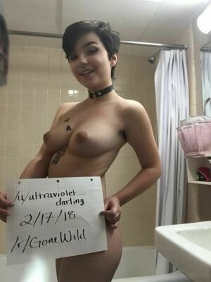 Ultraviolet Darling Nude Photos photo 5