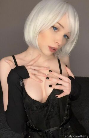 Liefly Nude Photos photo 56