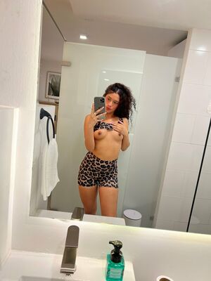 Curlykarol Nude Photos photo 6