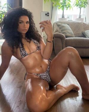 Saucynatt Nude Photos photo 39
