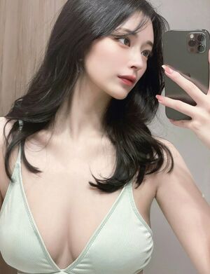 Yagirlmina Nude Photos photo 43