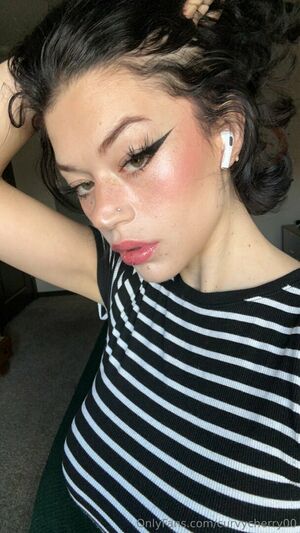 Curvycherry00 Nude Photos photo 23