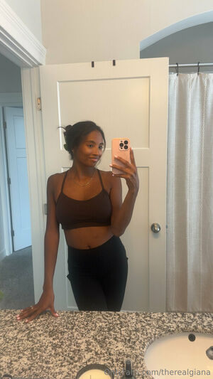 Therealgiana Nude Photos photo 25