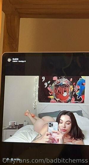 Badbitchemss Nude Photos photo 12