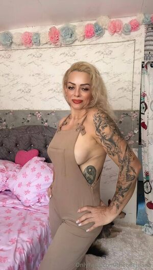 Theonejuana Nude Photos photo 16