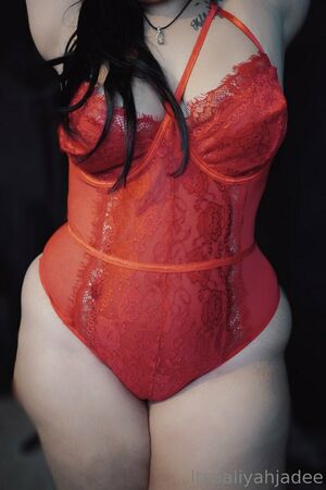 Itsaaliyahjadee Nude Photos photo 19