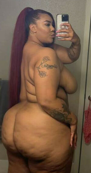 Kpskillinem Nude Photos photo 17