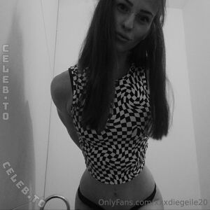 Xxxdiegeile20 Nude Photos photo 4