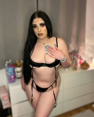 MaisieDayXO Nude Photos photo 29