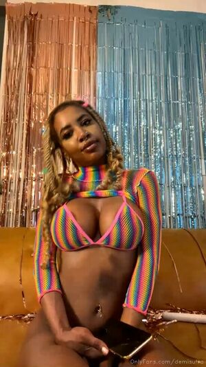 Demi Sutra Nude Photos photo 85