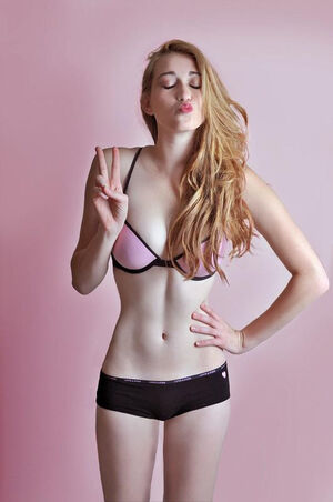 Amber Hayes Nude Photos photo 18