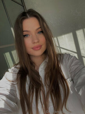 Julia.Oliver Nude Photos photo 56