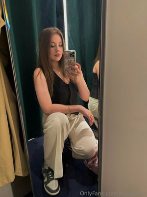 Julia.Oliver Nude Photos photo 61