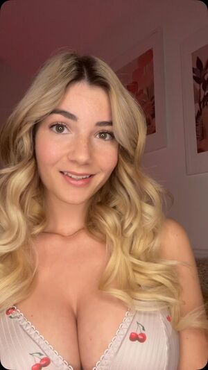 Mariella Fucila Nude Photos photo 64
