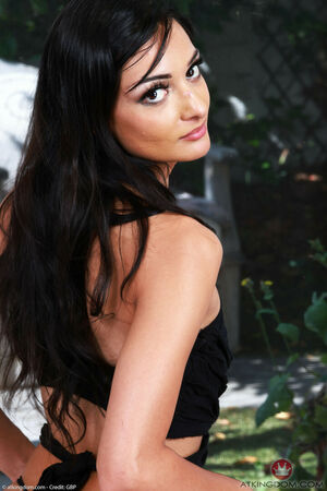 Laynee James Nude Photos photo 101