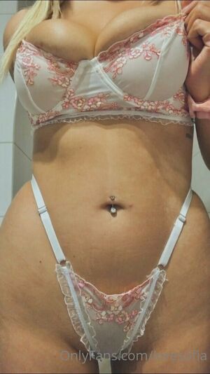 LoreSofia Nude Photos photo 23
