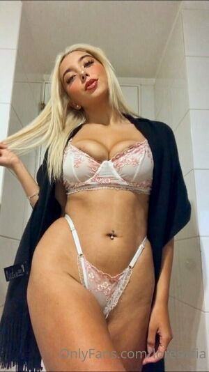 LoreSofia Nude Photos photo 24
