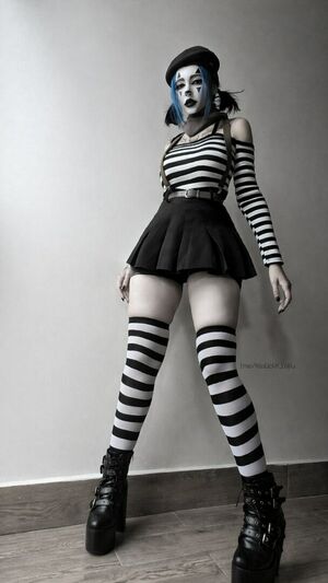 KissLickk Nude Photos photo 37