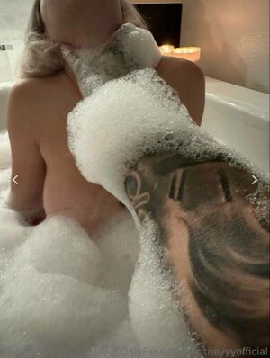 Britneyyyofficial Nude Photos photo 134