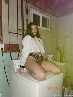 Allyken Nude Photos photo 76